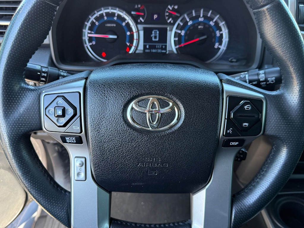 Thumbnail: 2018 Toyota 4Runner - 23