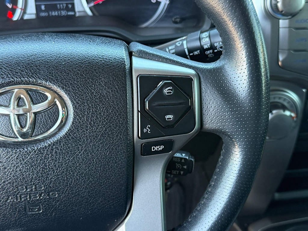 Thumbnail: 2018 Toyota 4Runner - 25