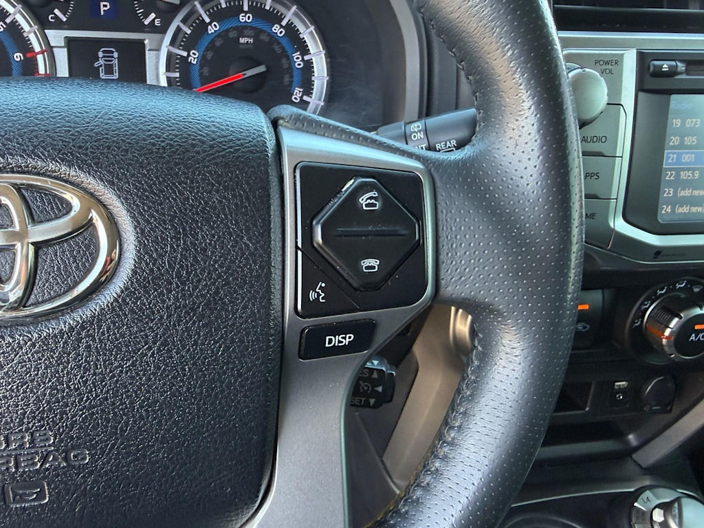 Thumbnail: 2018 Toyota 4Runner - 24