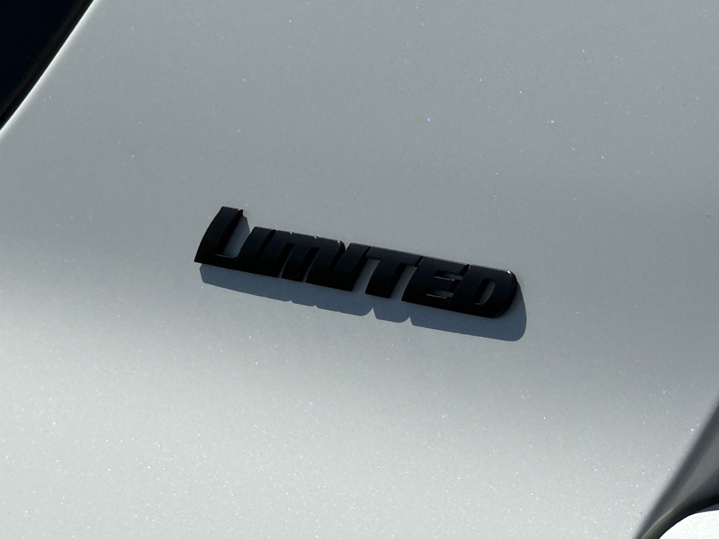 Thumbnail: 2019 Toyota 4Runner - 5