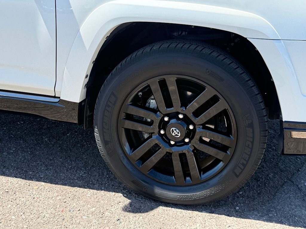 Thumbnail: 2019 Toyota 4Runner - 6