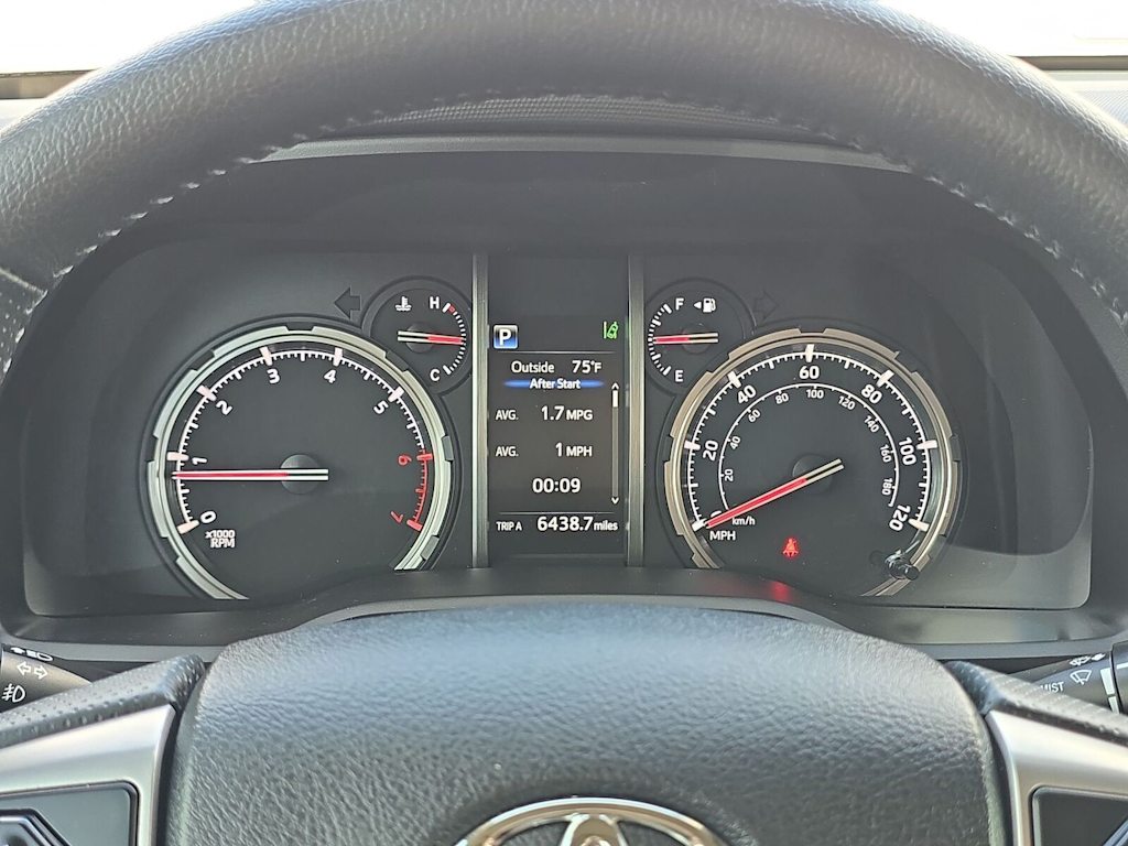 Thumbnail: 2023 Toyota 4Runner - 16