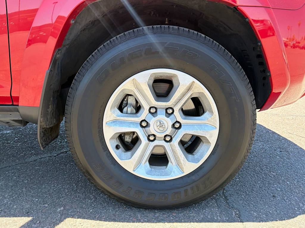 Thumbnail: 2024 Toyota 4Runner - 6