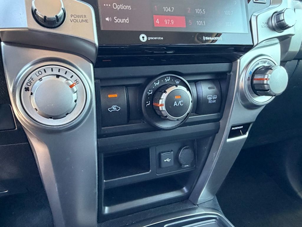 Thumbnail: 2024 Toyota 4Runner - 17