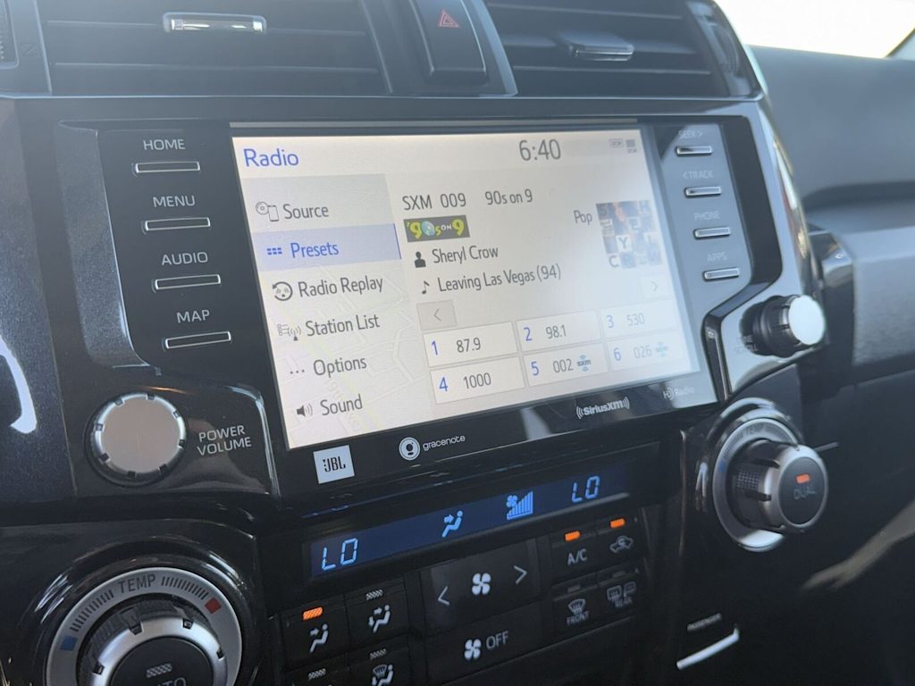 Thumbnail: 2021 Toyota 4Runner - 15