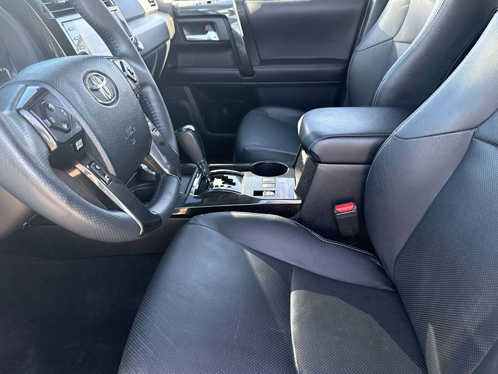 Thumbnail: 2021 Toyota 4Runner - 11