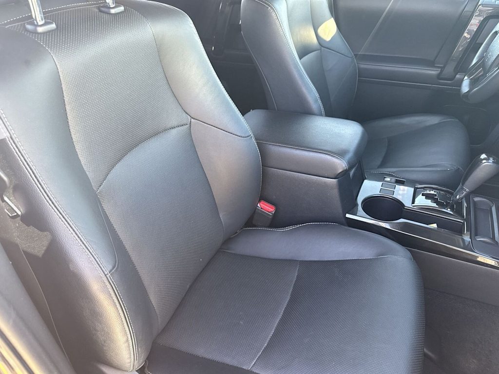 Thumbnail: 2021 Toyota 4Runner - 10