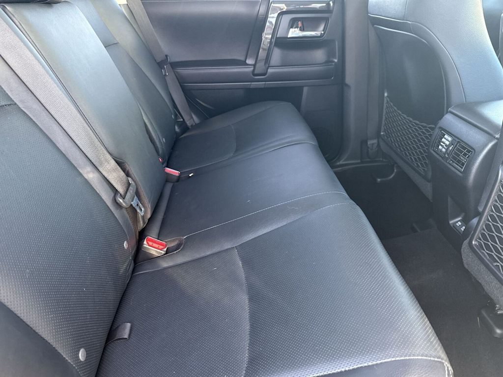 Thumbnail: 2021 Toyota 4Runner - 12