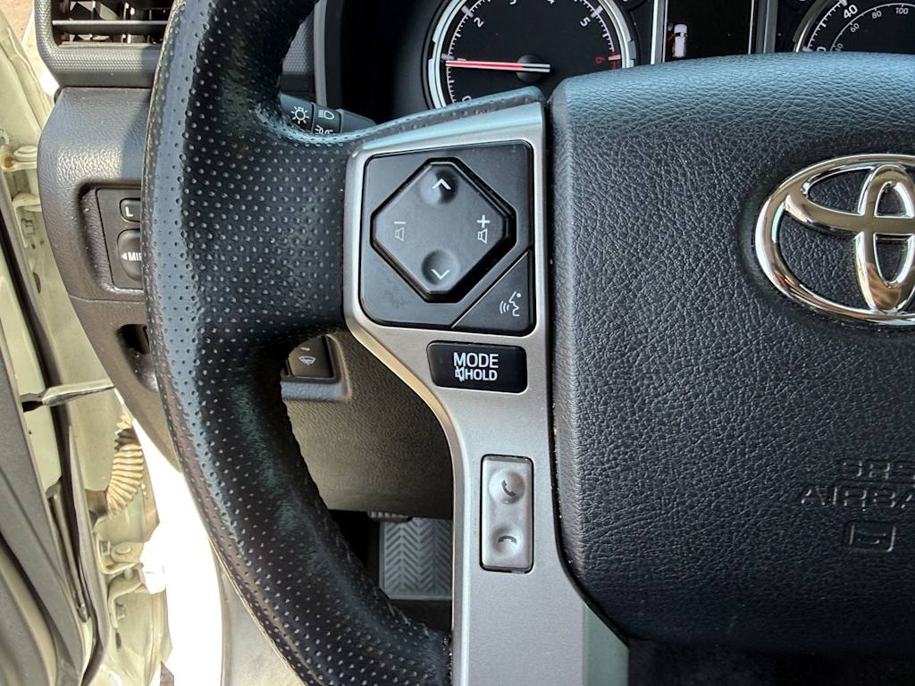 Thumbnail: 2023 Toyota 4Runner - 22