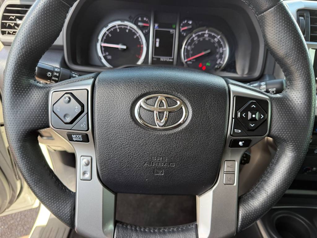 Thumbnail: 2023 Toyota 4Runner - 22