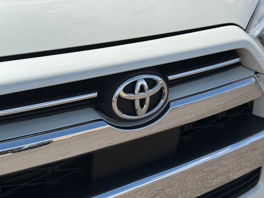 Thumbnail: 2023 Toyota 4Runner - 33