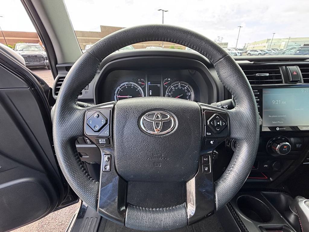 Thumbnail: 2022 Toyota 4Runner - 11