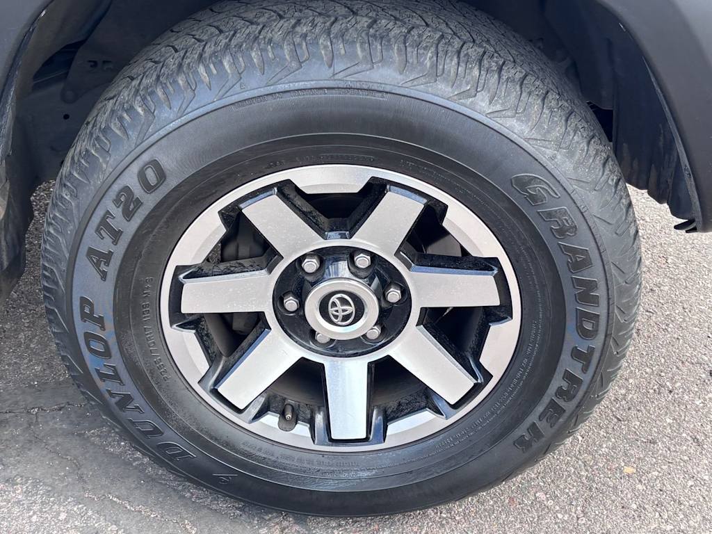 Thumbnail: 2022 Toyota 4Runner - 6