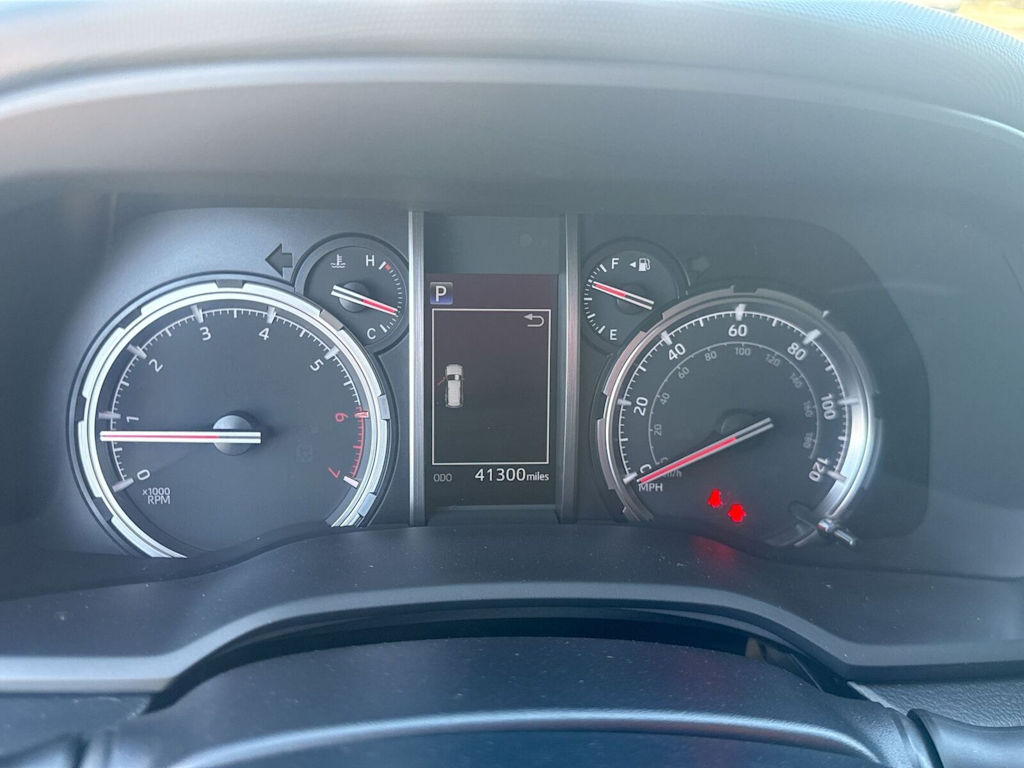 Thumbnail: 2023 Toyota 4Runner - 17