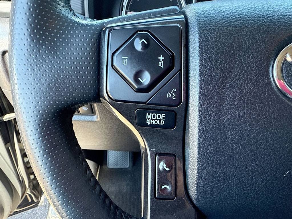 Thumbnail: 2023 Toyota 4Runner - 31