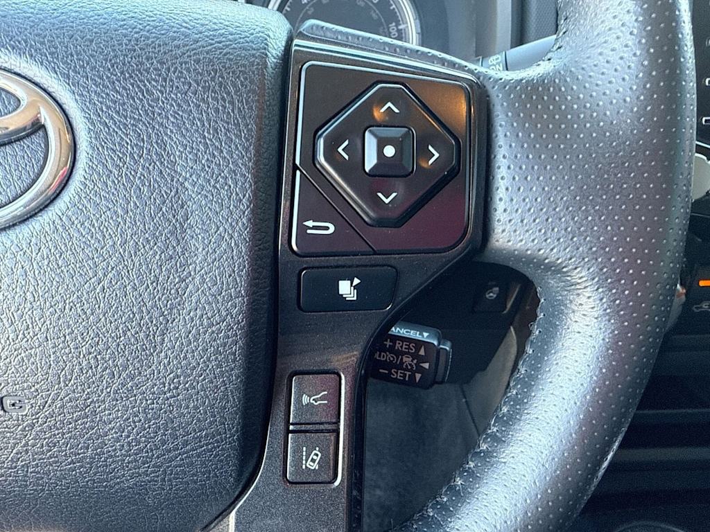 Thumbnail: 2023 Toyota 4Runner - 32