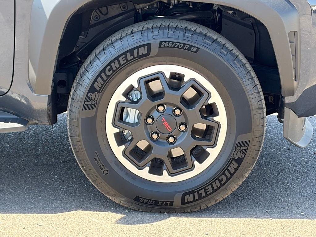 Thumbnail: 2025 Toyota 4Runner - 6