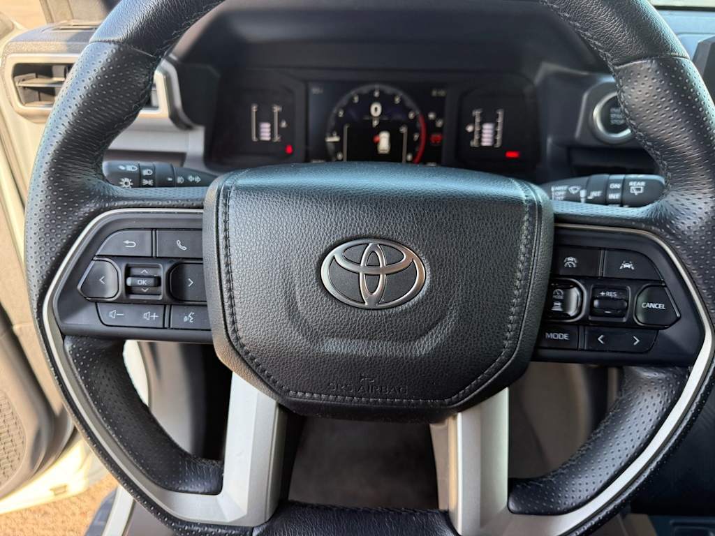 Thumbnail: 2025 Toyota 4Runner - 21