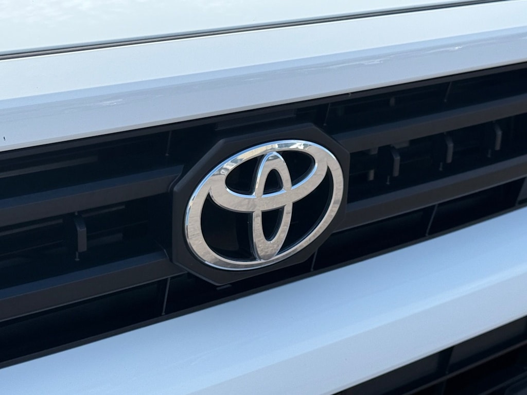 Thumbnail: 2025 Toyota 4Runner - 33