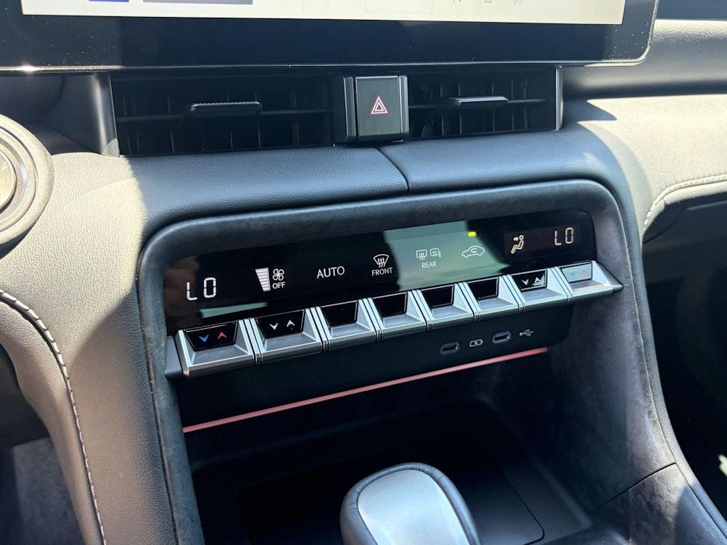 Thumbnail: 2026 Lexus ES - 28