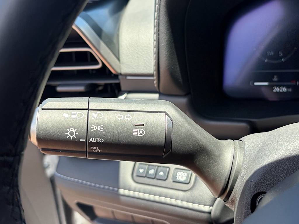 Thumbnail: 2026 Lexus ES - 14