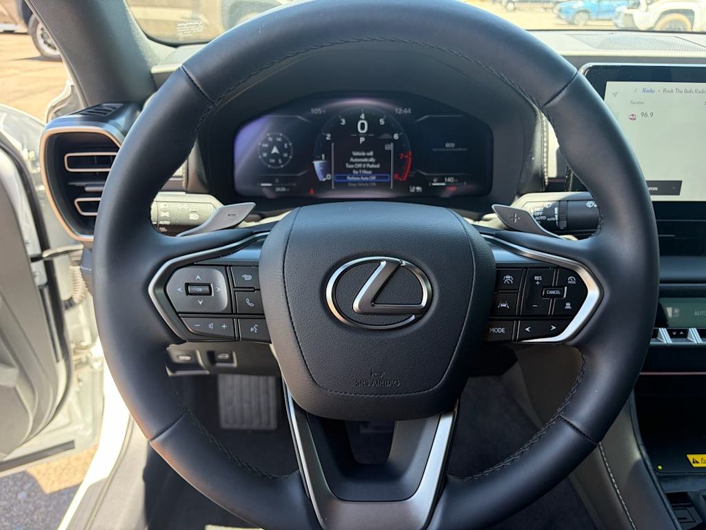 Thumbnail: 2026 Lexus ES - 8