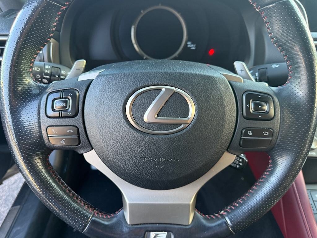 Thumbnail: 2016 Lexus RC - 17