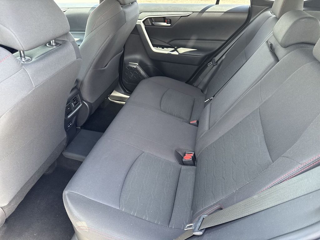 Thumbnail: 2022 Toyota RAV4 - 22