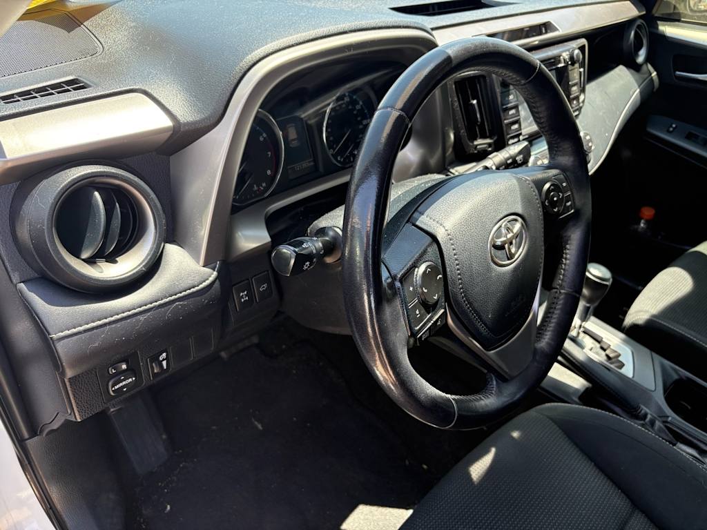 Thumbnail: 2016 Toyota RAV4 - 4