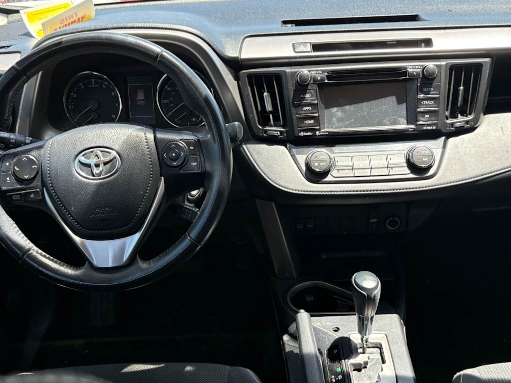 Thumbnail: 2016 Toyota RAV4 - 2