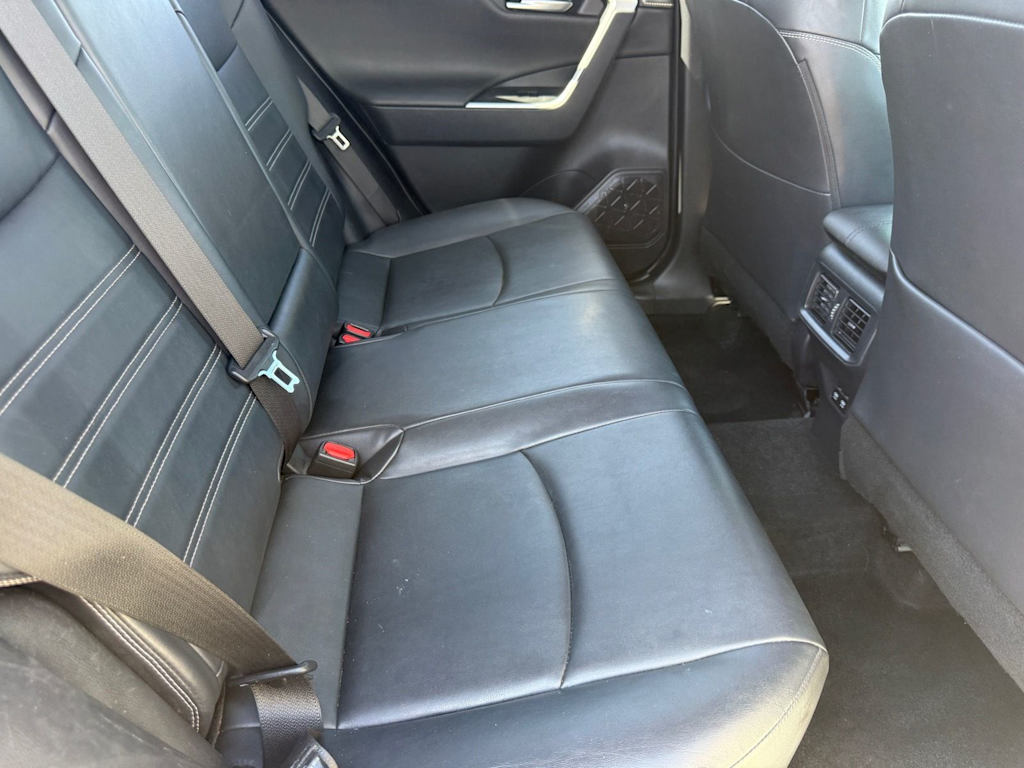 Thumbnail: 2019 Toyota RAV4 - 28