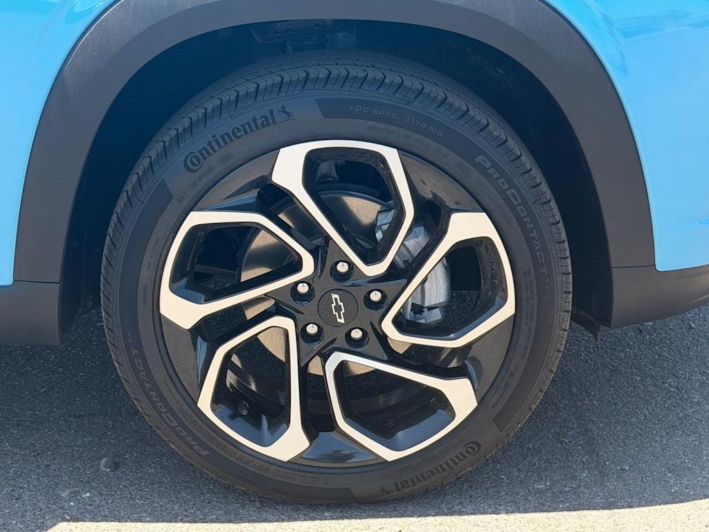 Thumbnail: 2025 Chevrolet Trax - 8