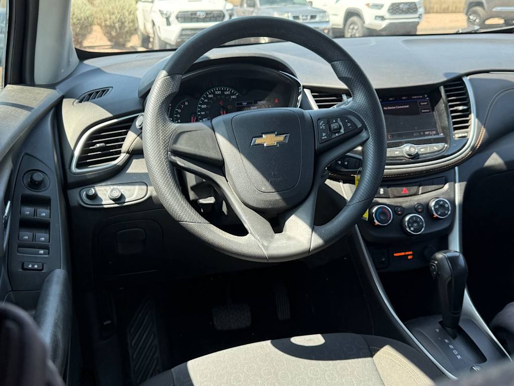 Thumbnail: 2020 Chevrolet Trax - 2