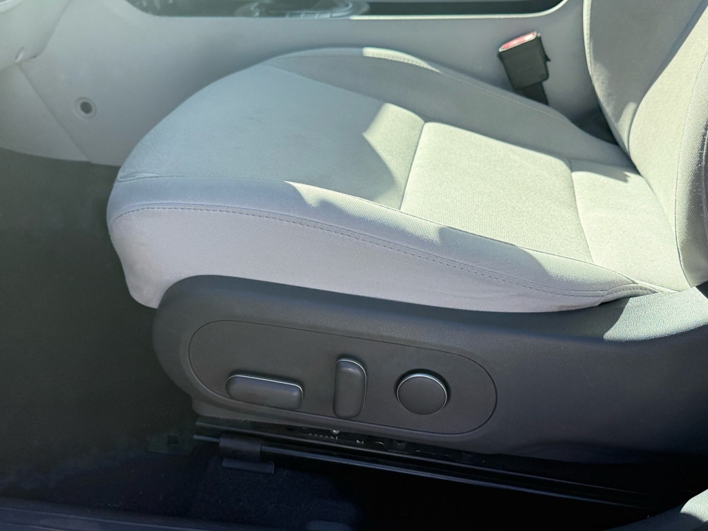 Thumbnail: 2025 Hyundai Kona - 16