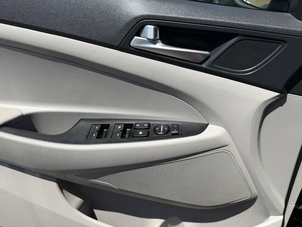 Thumbnail: 2020 Hyundai Tucson - 20