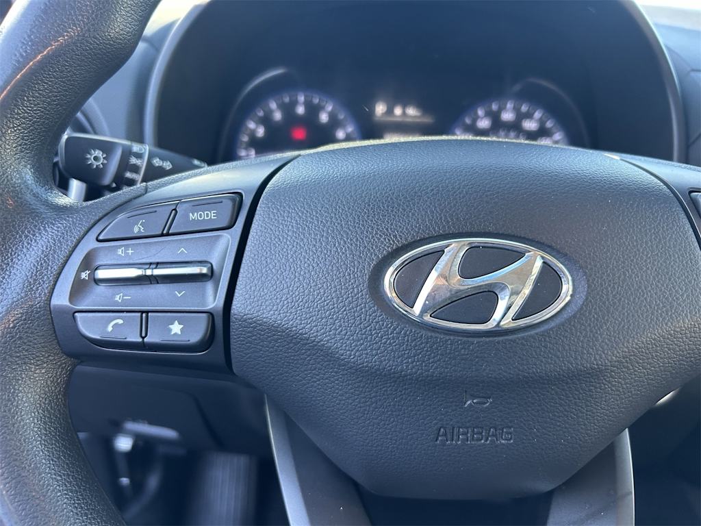 2022 Hyundai Kona SEL 25