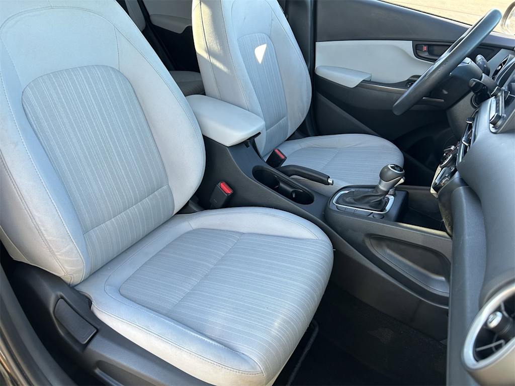 2022 Hyundai Kona SEL 9