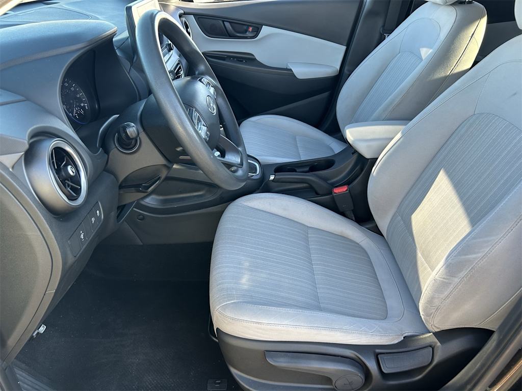 2022 Hyundai Kona SEL 22