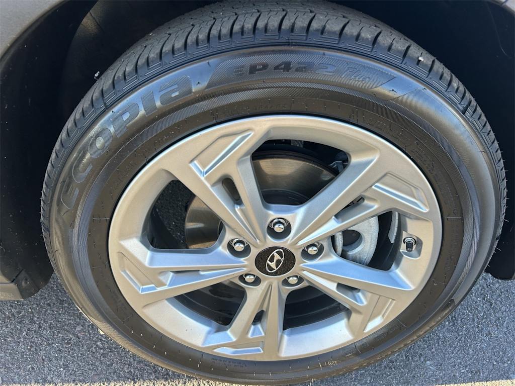 2022 Hyundai Kona SEL 7