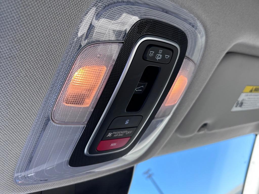 Thumbnail: 2022 Hyundai Elantra - 19