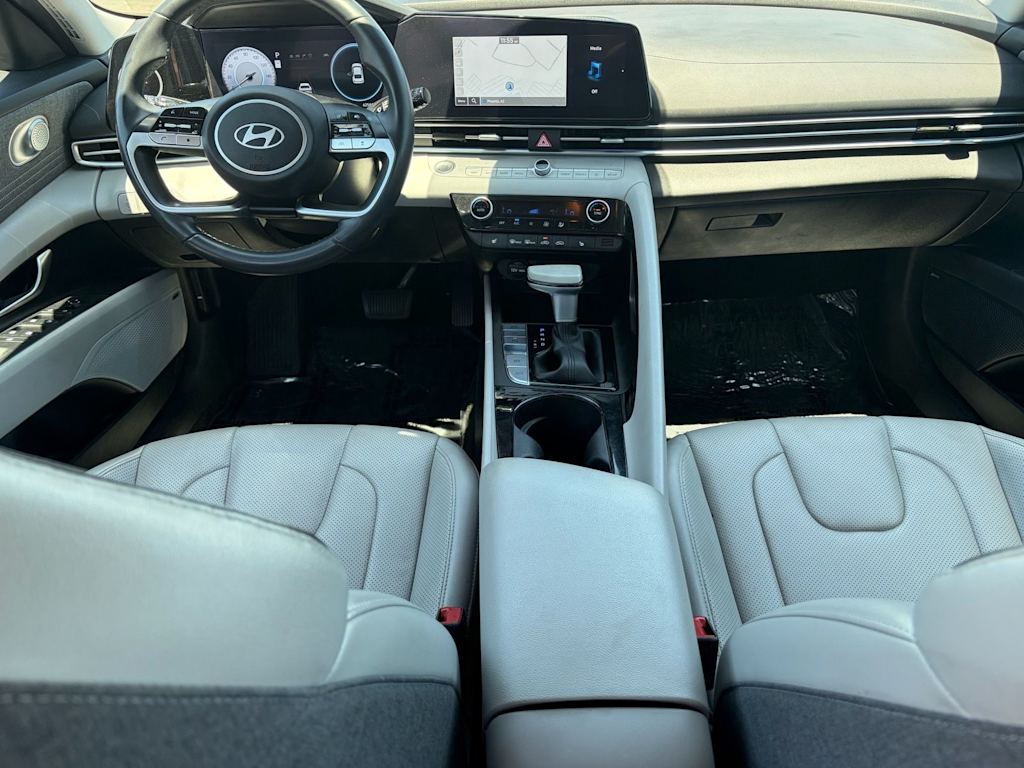 Thumbnail: 2024 Hyundai Elantra - 9