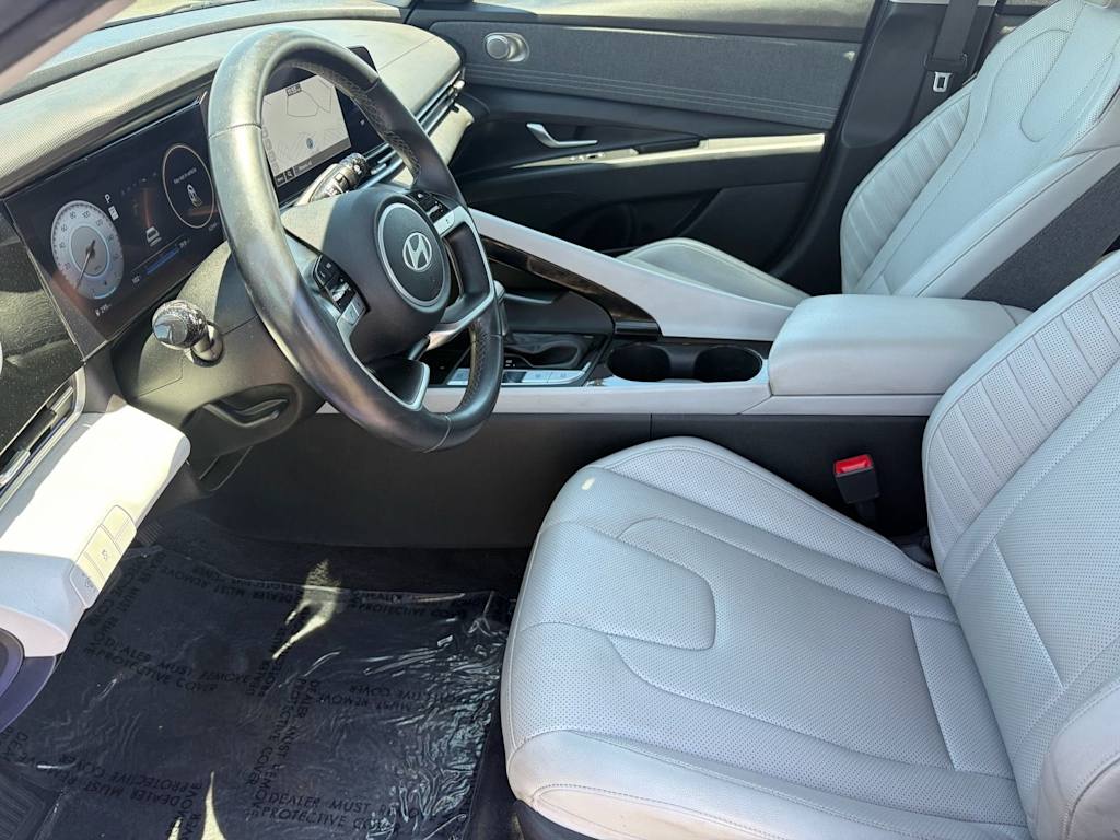Thumbnail: 2024 Hyundai Elantra - 10