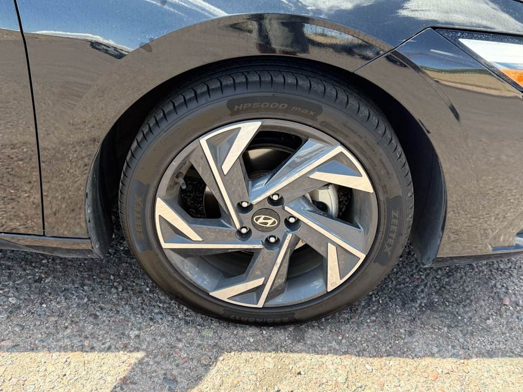 Thumbnail: 2024 Hyundai Elantra - 6