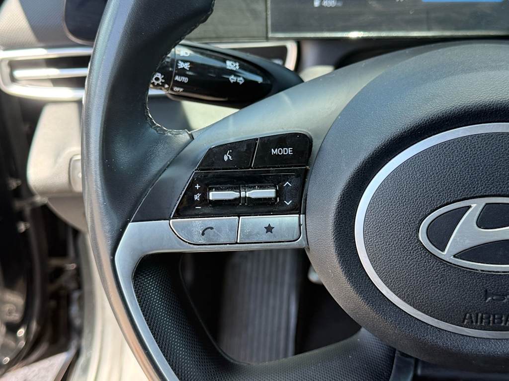 Thumbnail: 2024 Hyundai Elantra - 21