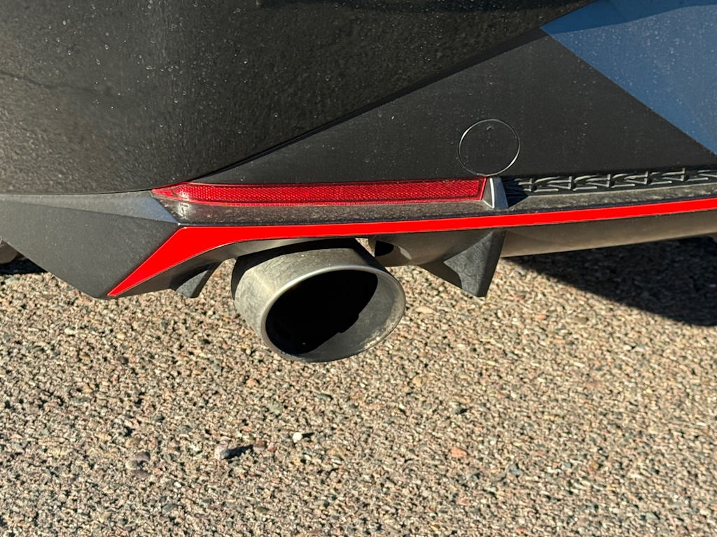 Thumbnail: 2023 Hyundai Elantra - 10