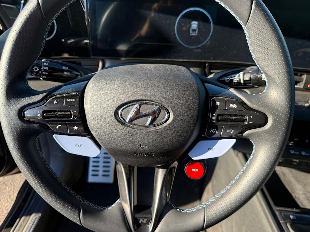 Thumbnail: 2023 Hyundai Elantra - 20