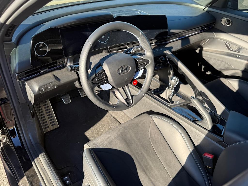 Thumbnail: 2023 Hyundai Elantra - 6