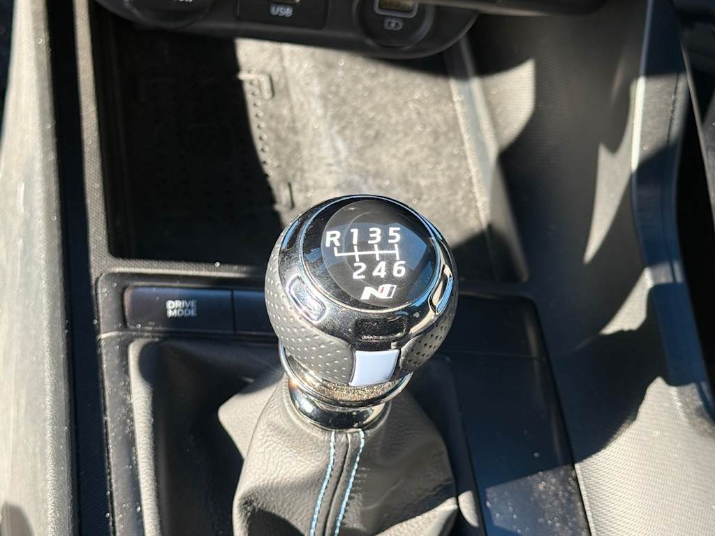 Thumbnail: 2023 Hyundai Elantra - 9