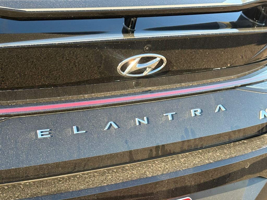 Thumbnail: 2023 Hyundai Elantra - 4