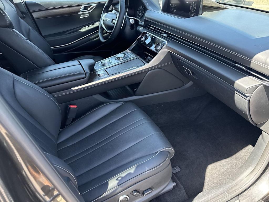 Thumbnail: 2024 Genesis GV80 - 11